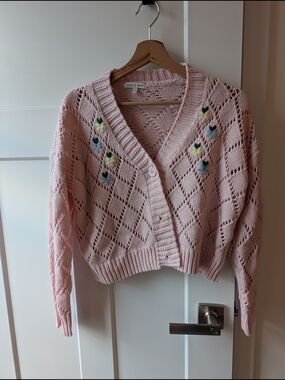 Woven Heart Pink Crochet V-Neck Cardigan with Floral Embroidery